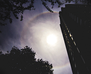 世界上最罕见的日晕,要目前世界的十大气象奇观（图）