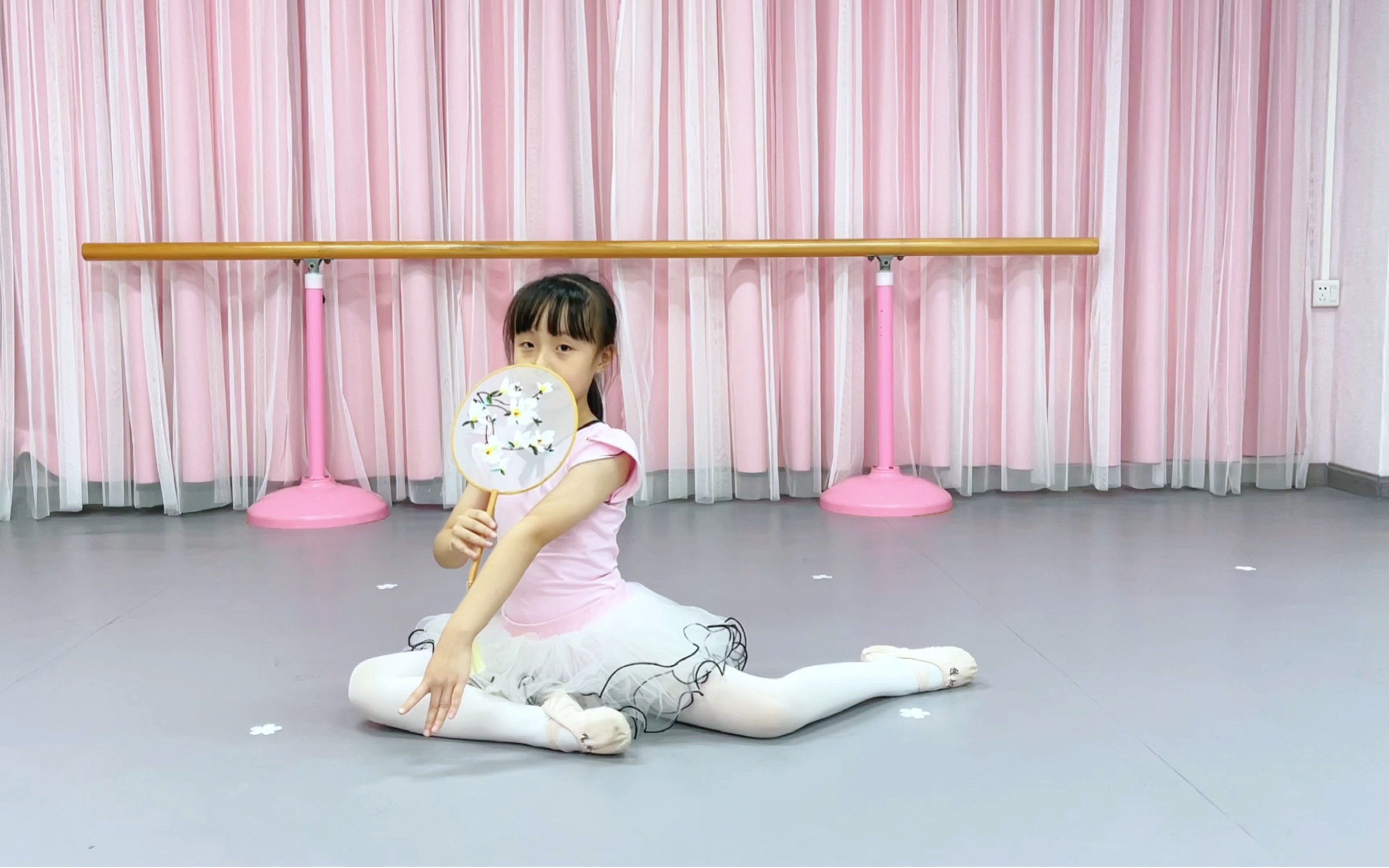 中国最漂亮女孩舞蹈教学（中国最美舞蹈女神）