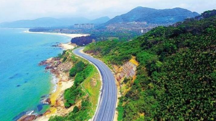 世界上最漂亮海水,世界上最清澈的海为什么船只寸步难行几乎没游客？