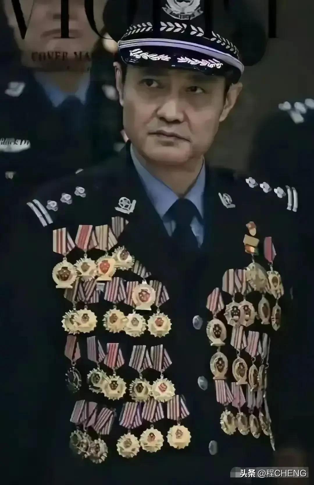 国内眼过警察的男演员中国警察实力强大