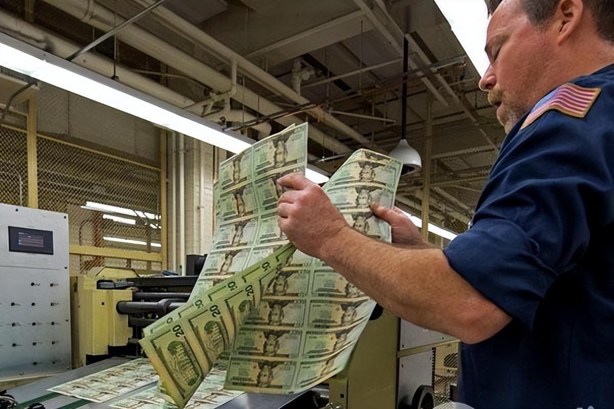 世界最不值钱的钱是哪个国家的？（中国伪钞之父）