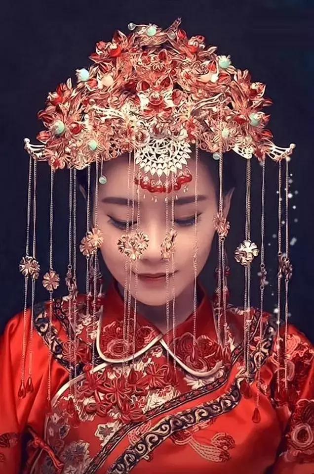 中国上最漂亮的嫁衣中国上最漂亮的嫁衣是哪一年