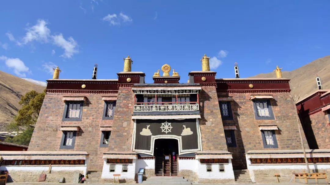 世界上哪个地方最神圣(世界上最神圣的城市)