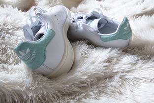 国产羽毛球鞋十大排名，十大品牌羽毛球鞋