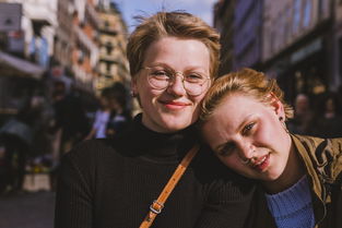 世界上最搞笑的图片人都能笑死了,世界上最搞笑的人图片