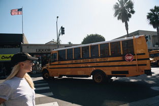 世界上最坚固的校车,全球最坚固的汽车